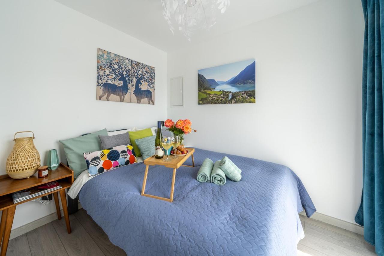 Loma-asunnot Family Garden House With Free Private Parking & Playground